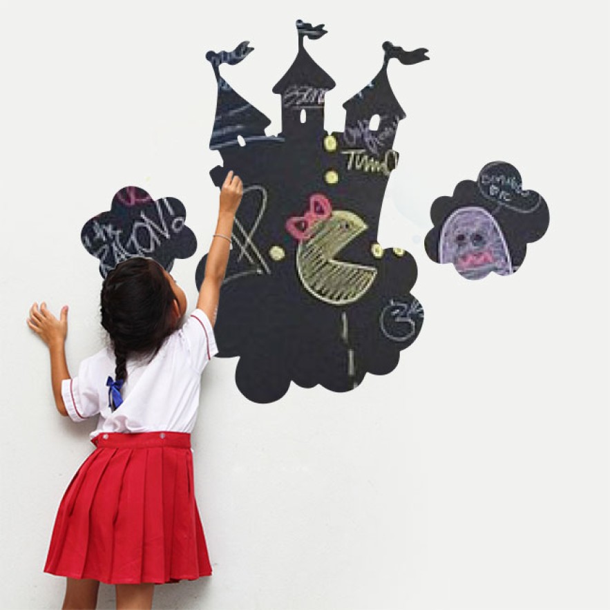 Vinilos pizarra infantil negra castillo con nubes